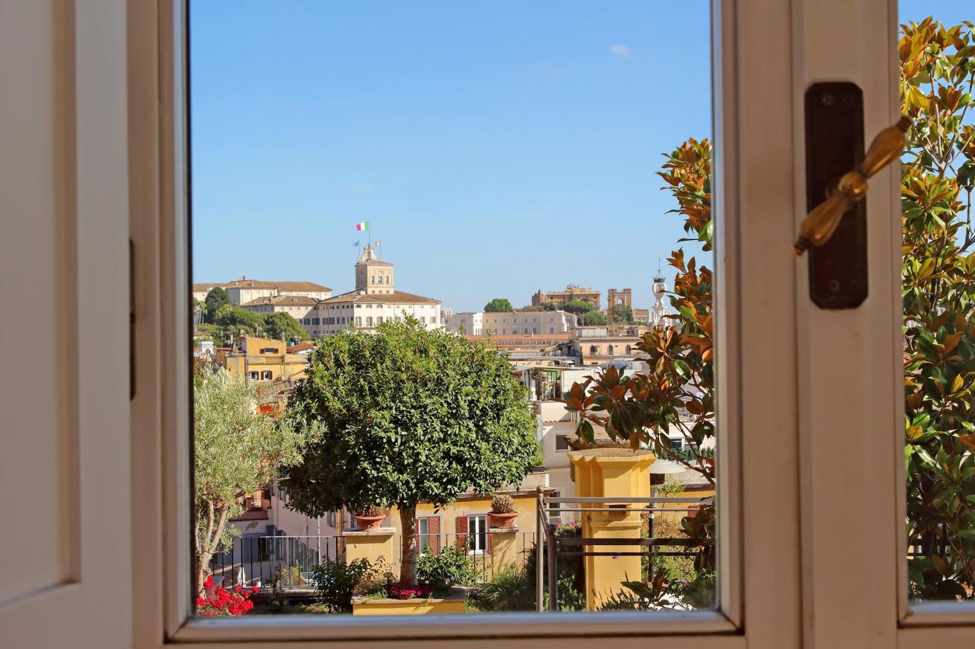 Piazza Di Spagna Cozy House & Amazing View Apartment Rome